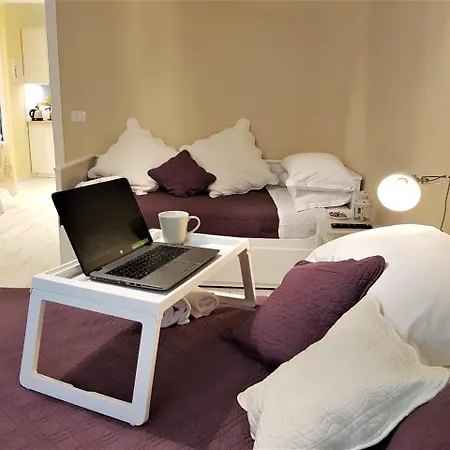 Jubilee 3 Luxury In Vatican Apartment